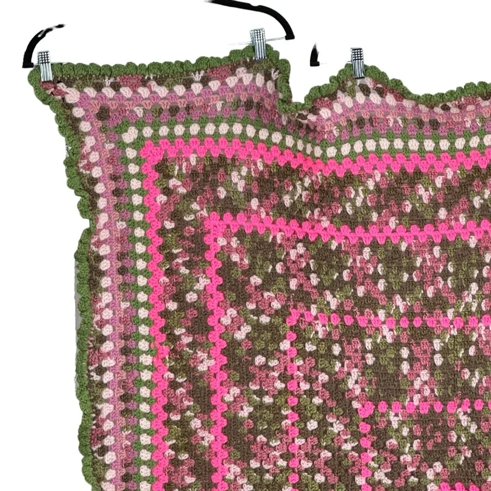 *Beautiful Hand Made Crocheted Blanket/Throw in Greens and Pinks.